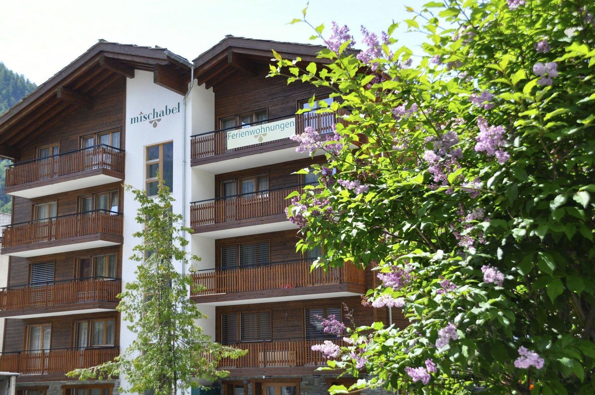 Haus Mischabel Apartamento Zermatt Exterior foto